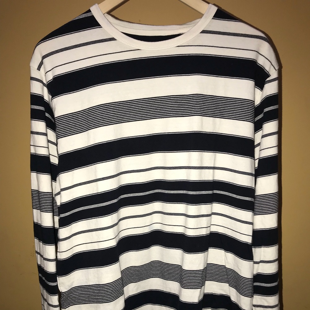 10.Deep Kente White Stripe Longsleeve Tee